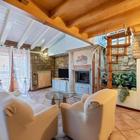 Casa Vacanze Baccolo Polpenazze del Garda Eksteriør billede