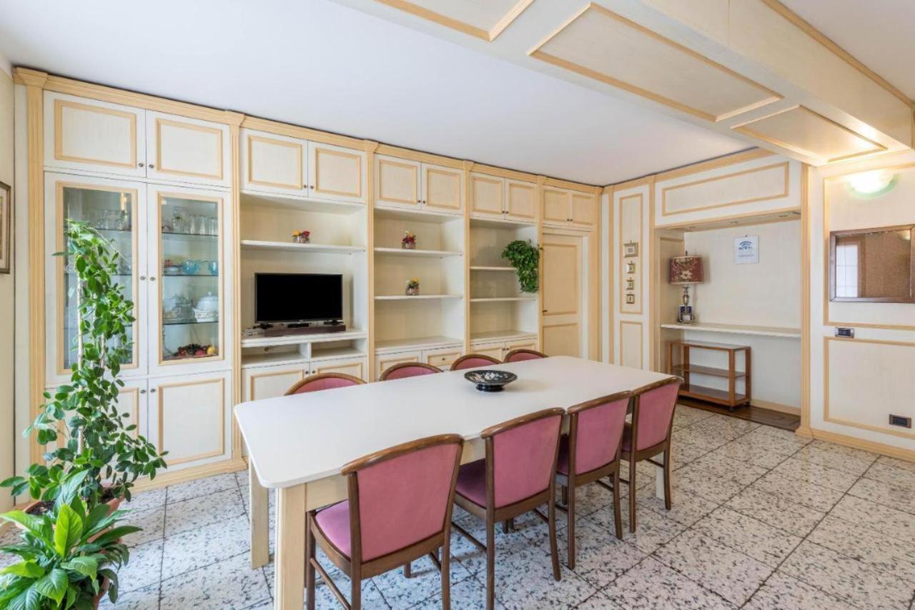Casa Vacanze Baccolo Polpenazze del Garda Eksteriør billede