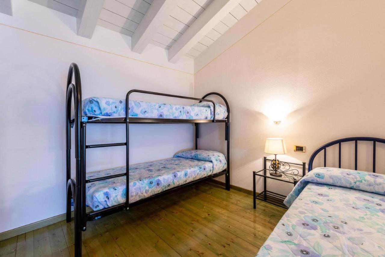 Casa Vacanze Baccolo Polpenazze del Garda Eksteriør billede