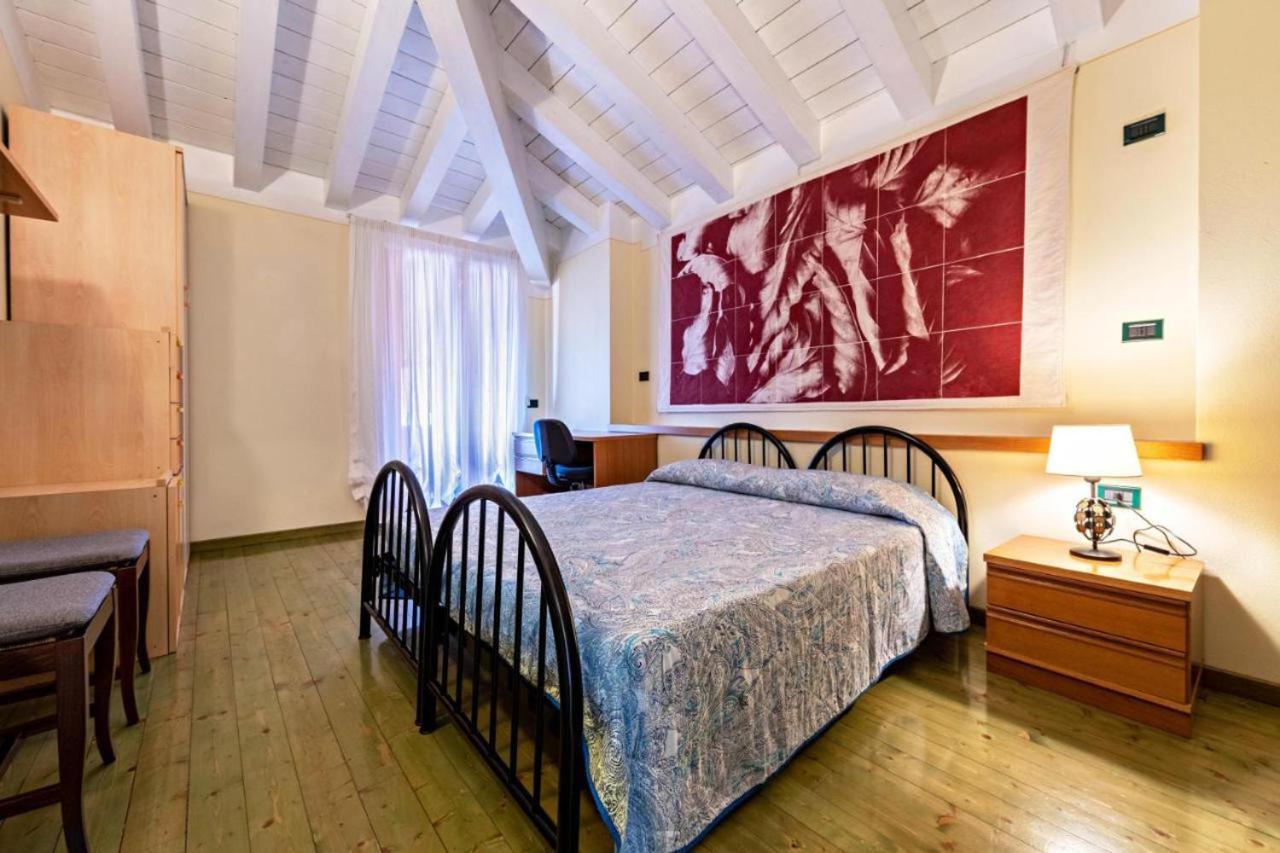 Casa Vacanze Baccolo Polpenazze del Garda Eksteriør billede