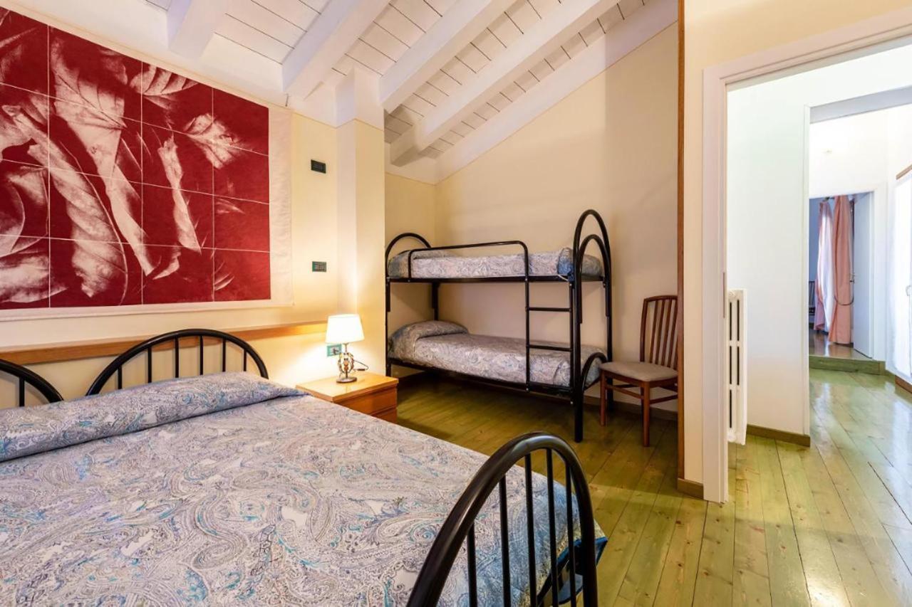 Casa Vacanze Baccolo Polpenazze del Garda Eksteriør billede