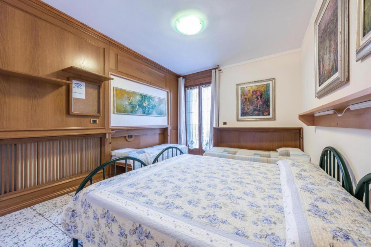 Casa Vacanze Baccolo Polpenazze del Garda Eksteriør billede
