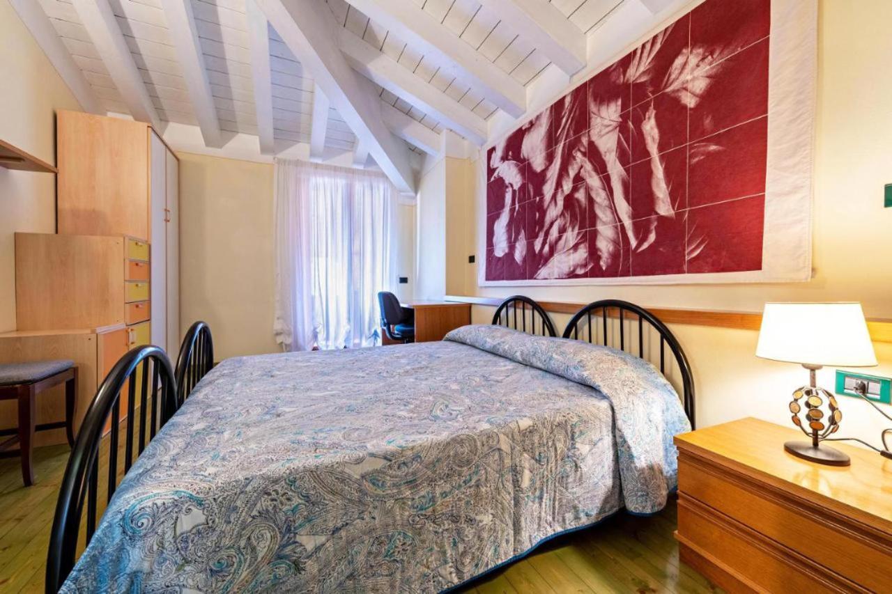 Casa Vacanze Baccolo Polpenazze del Garda Eksteriør billede