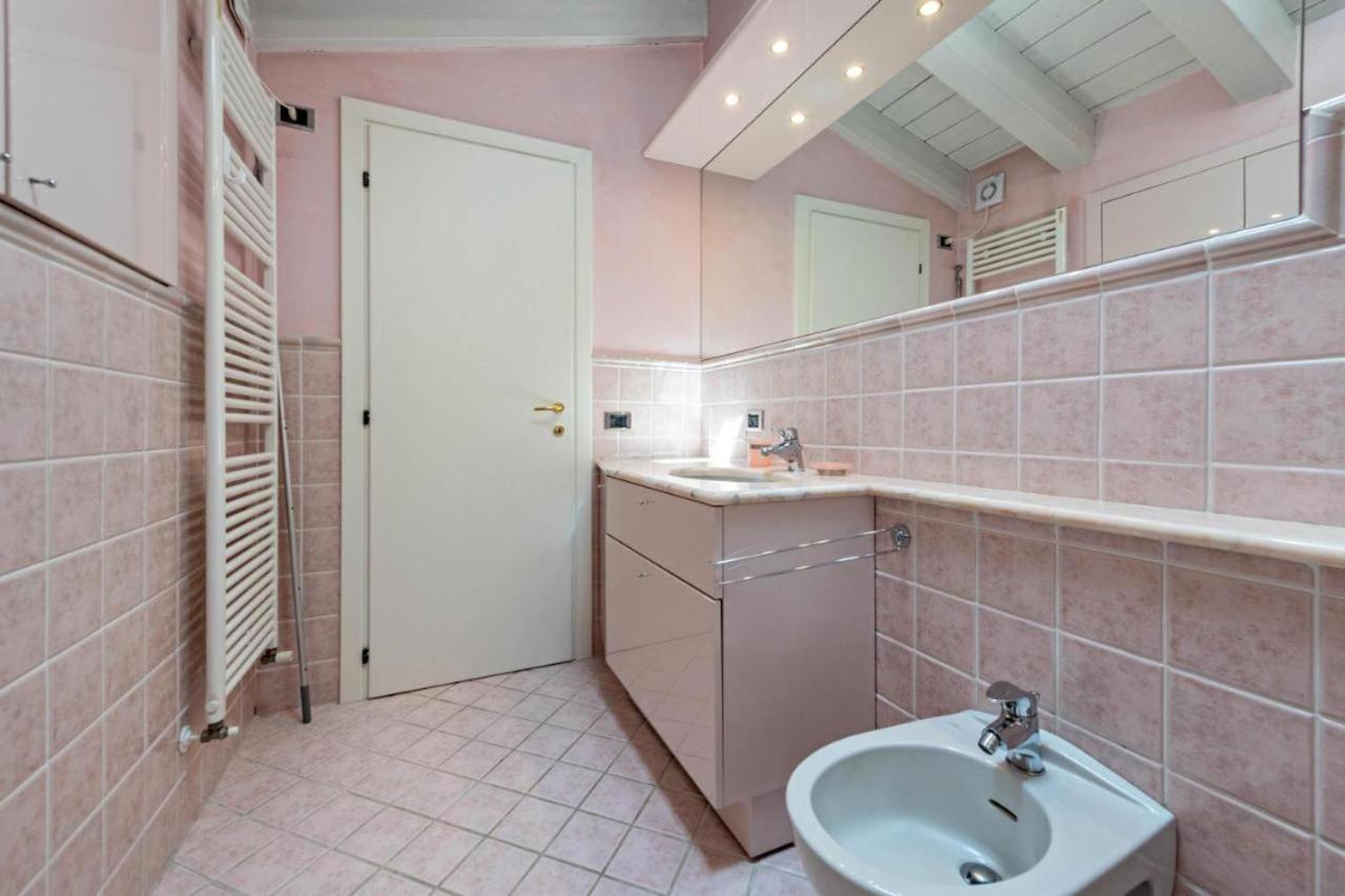 Casa Vacanze Baccolo Polpenazze del Garda Eksteriør billede